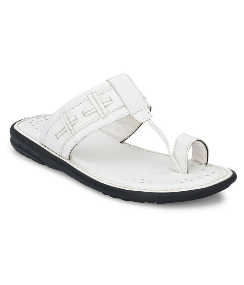 Buy Leeport White Kolhapuri Chappal Online at Best Price in India - Snapdeal