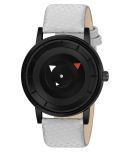 newmen - Light Grey Leather Analog Men's Watch