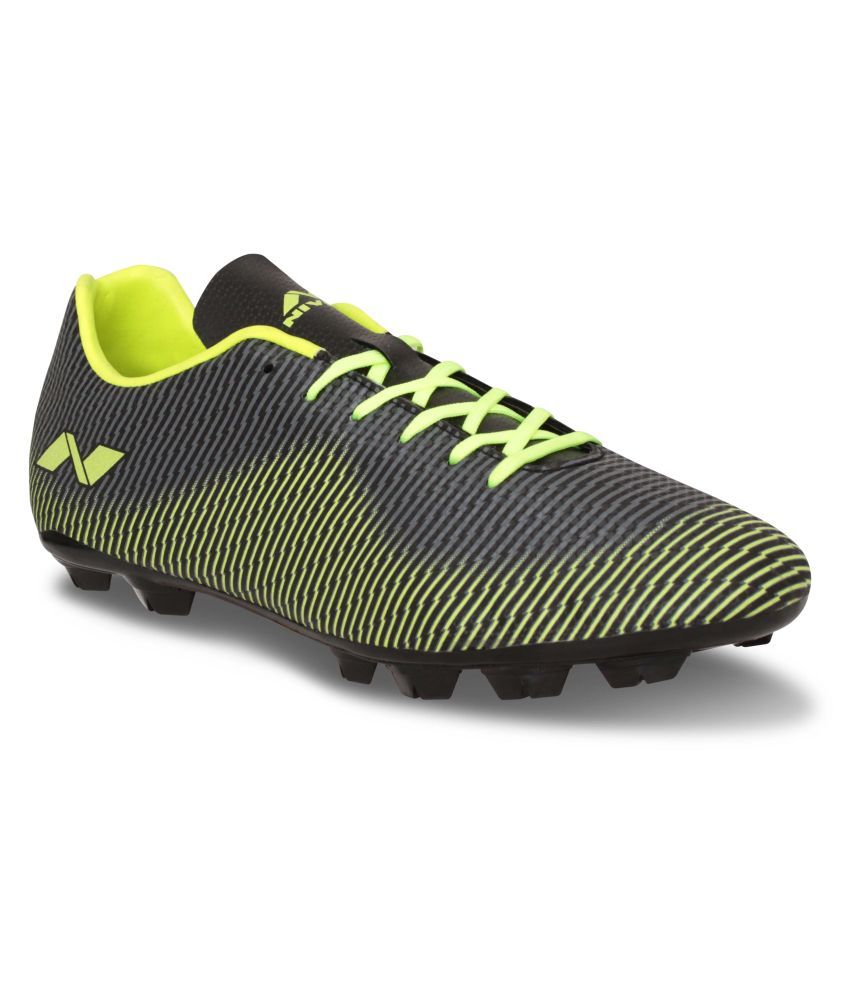 nivia carbonite 4.0 football shoes