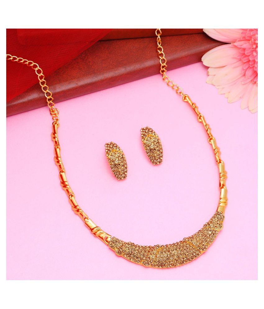     			Sukkhi Alloy Golden Traditional Necklaces Set Collar