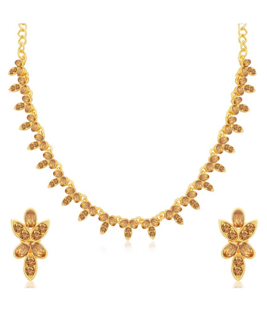     			Sukkhi Alloy Golden Traditional Necklaces Set Collar