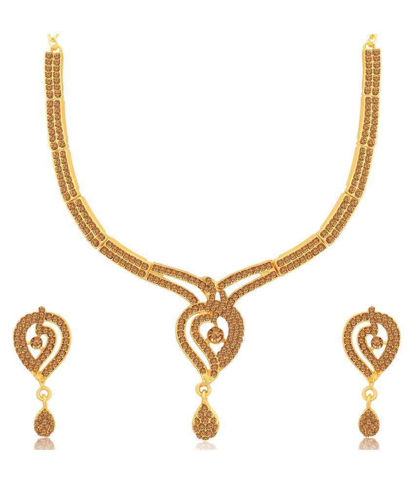     			Sukkhi Alloy Golden Traditional Necklaces Set Collar