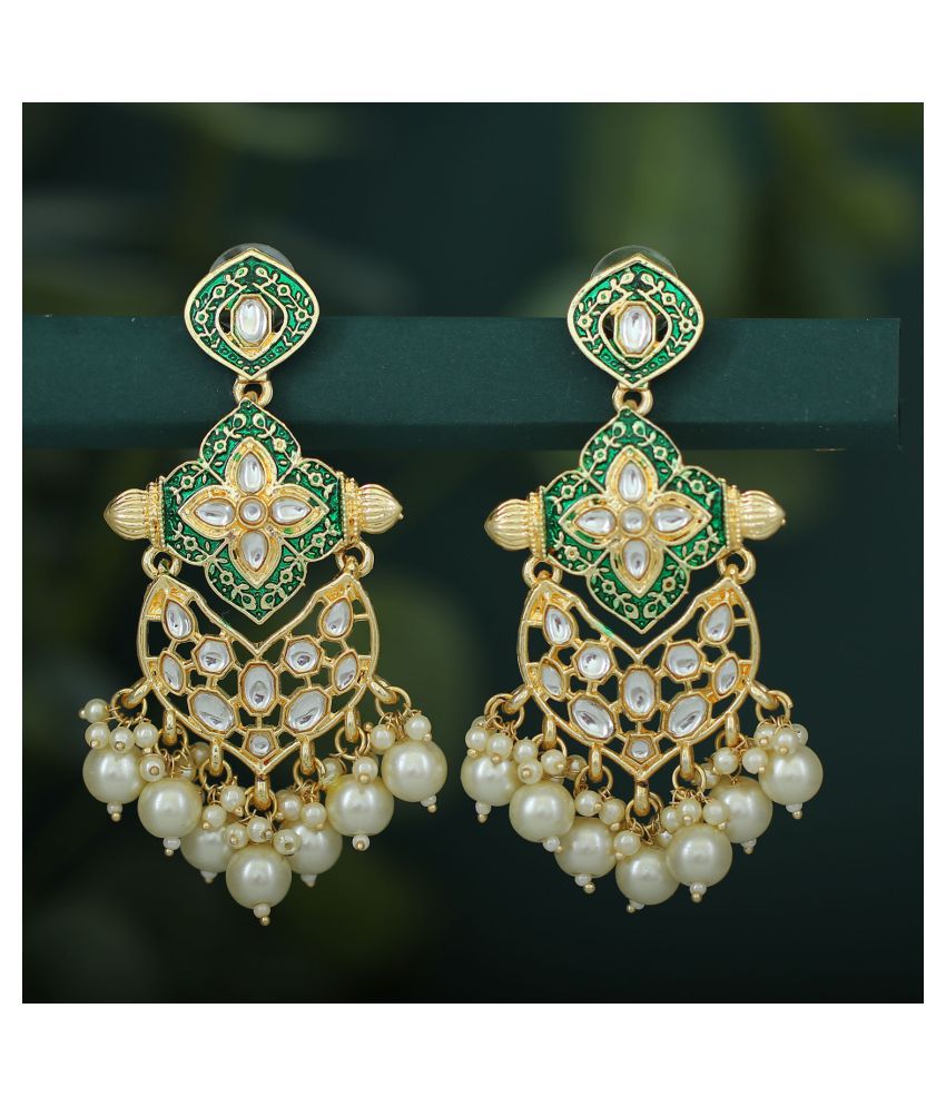     			Sukkhi Fabulous Pearl Gold Plated Kundan Meenakari Chandelier Earring for Women