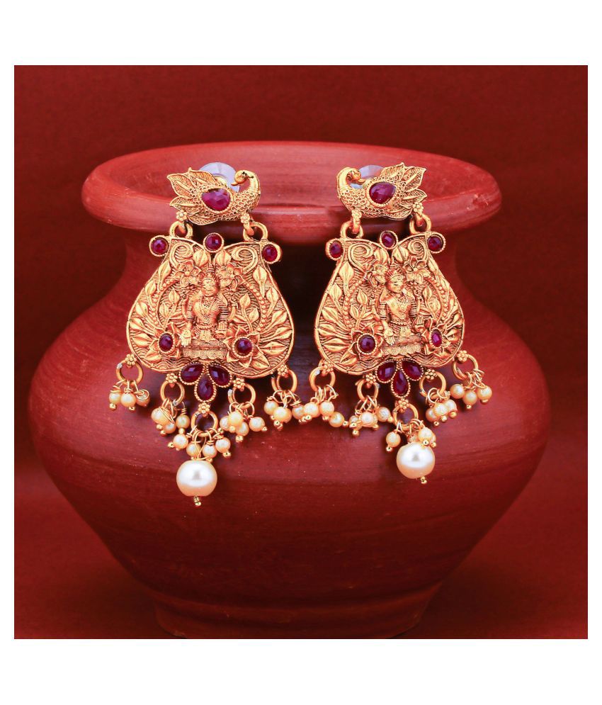     			Sukkhi Ritzy Pearl Gold Plated Laxmi Chandelier Earring for Women