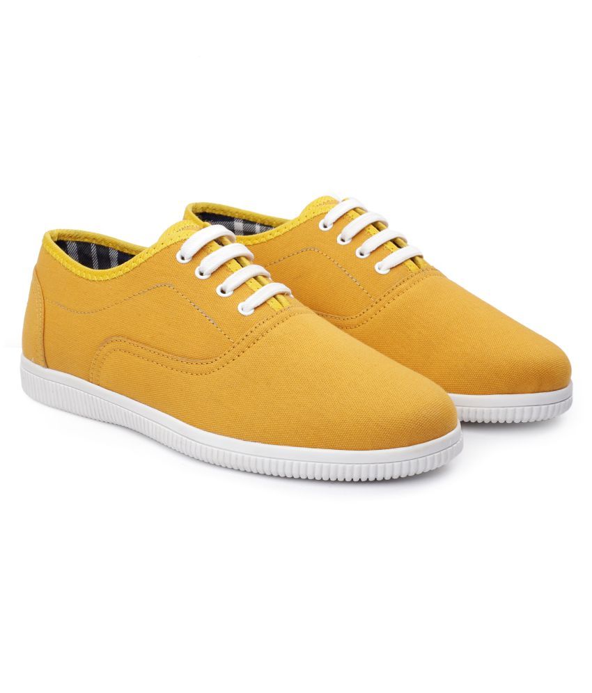     			BXXY Sneakers Yellow Casual Shoes