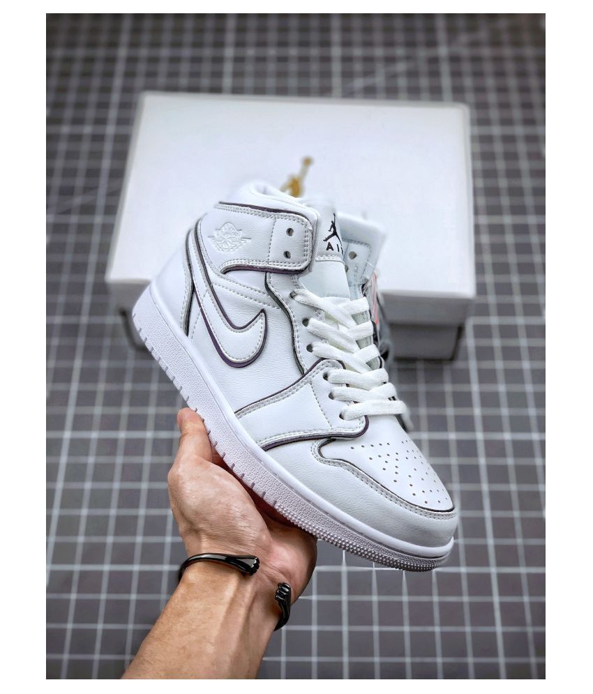 jordan retro 1 iridescent