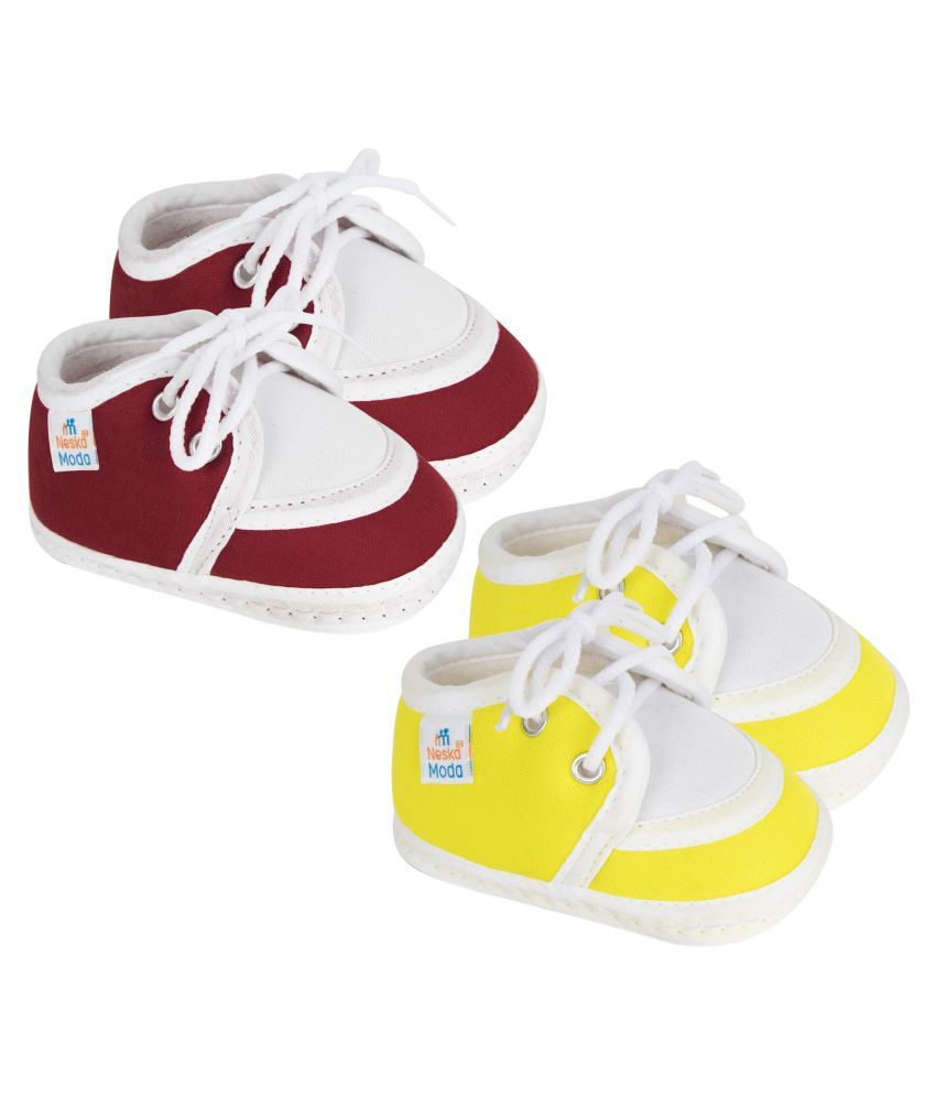     			Neska Moda Unisex Set Of 2 Pair Booties for 6 to 9 Months (Maroon,Yellow) -BT80andSK146