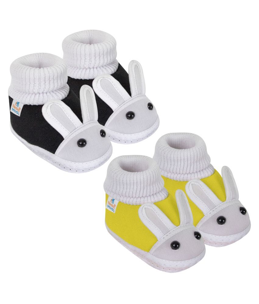     			Neska Moda Unisex Set Of 2 Pair Booties for 6 to 9 Months (Black,Yellow) -SK133andSK148