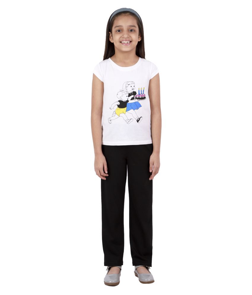     			Kids Cave Dress for Girls Two Piece Printed Cap Sleeve Tshirt And Elasticated Waist Band Pant Fabric 100%  Super Cotton Hosiery Bio Wash (Color Tshirt-White, Pant Black, Size 3 to 12 Years)
