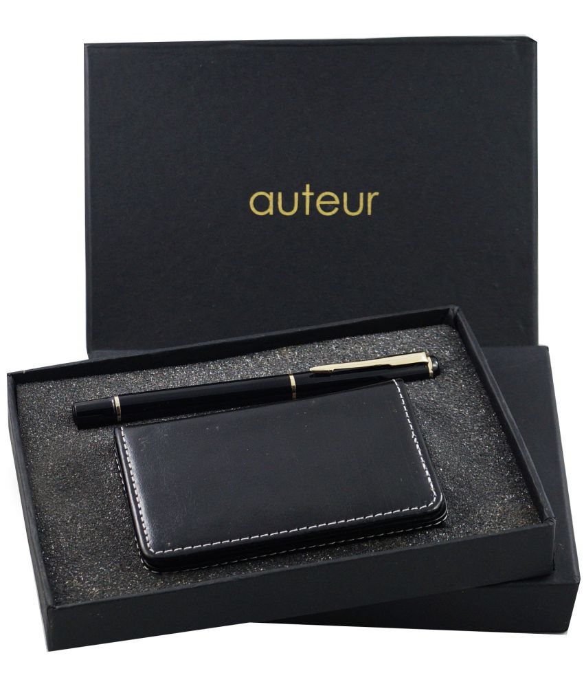     			“auteur” Gift Set,A Roller Ball Pen, A Premium RFID Safe Card Wallet, In Black ColorWith Golden Arrow Clip Metal Pen & PU Leather Body ATM/Debit/Credit/Visiting Card Holder, Excellent Corporate Gift Set Packed in an Attractive Box.