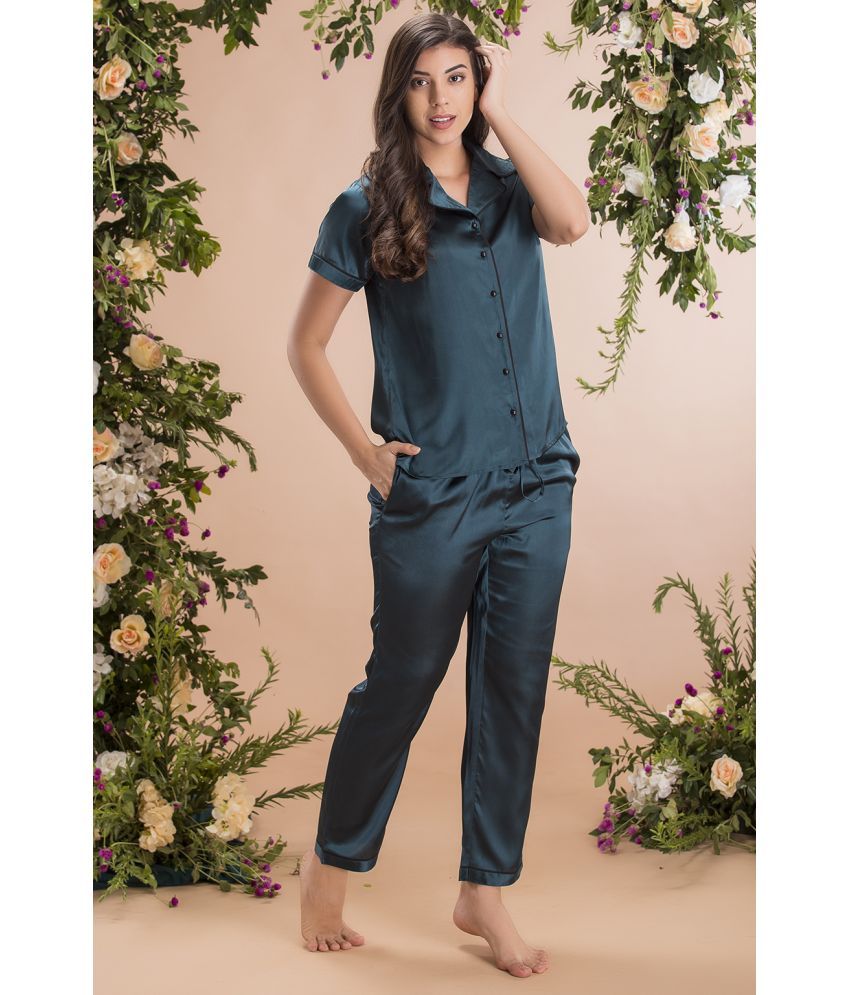     			Clovia Crepe Nightsuit Sets - Green Single