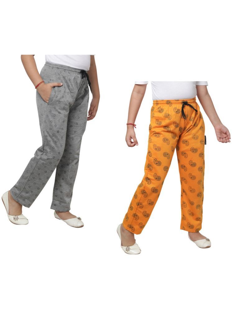     			IndiWeaves Pack of 2 Girls Fleece Trackpants ( Colors )