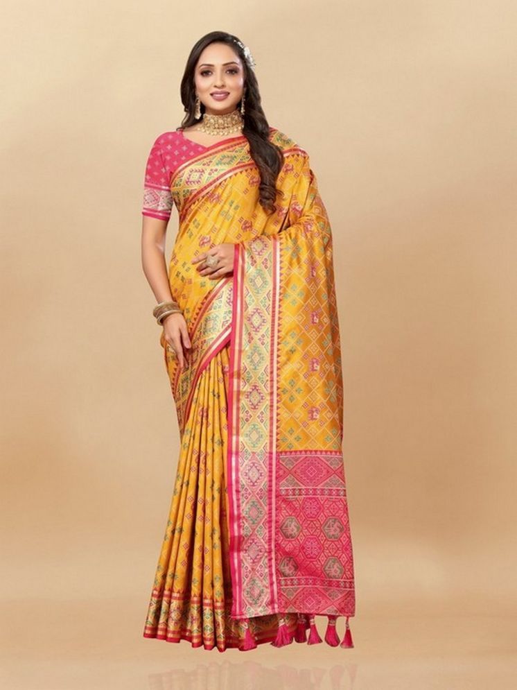     			Varni Fabrics Pack of 1 Silk Woven Saree With Blouse Piece ( Yellow )