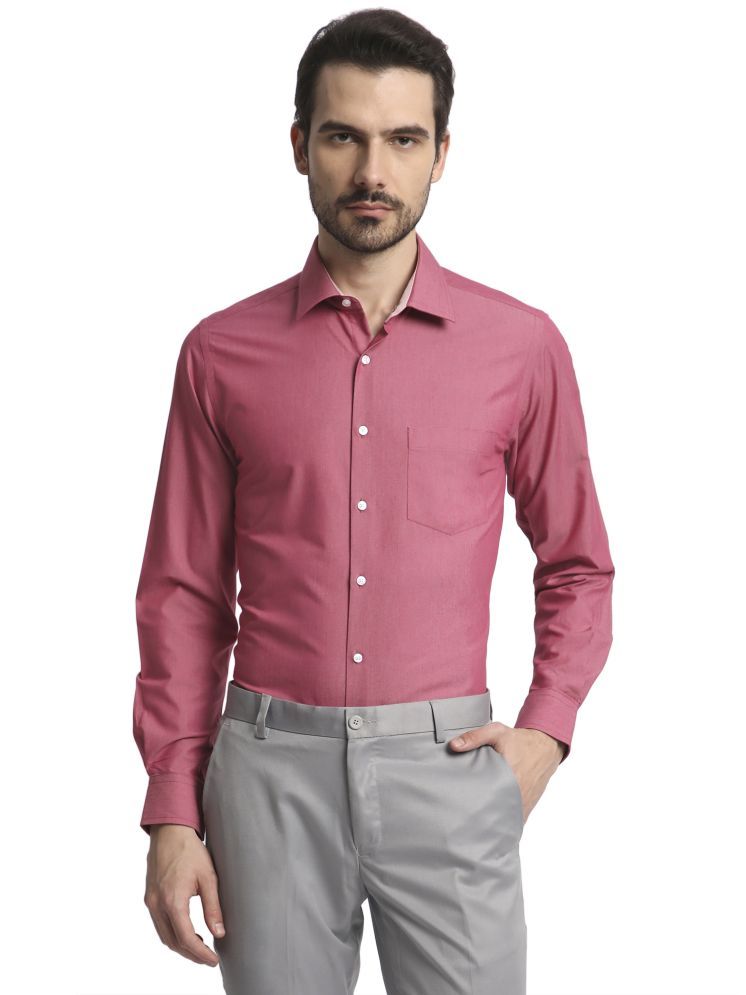     			IVOC Men Standard Spread Collar Solid Cotton Slim Fit Formal Shirt