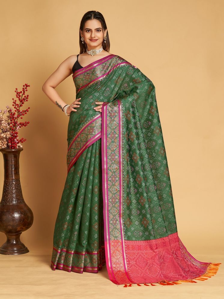     			VERVIZA Pack of 1 Jacquard Embroidered Saree With Blouse Piece ( Green )