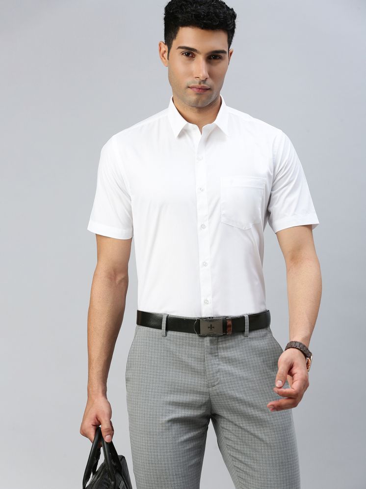     			Ramraj cotton Cotton Blend Regular Fit Half Sleeves Men's Formal Shirt - White ( Pack of 1 )