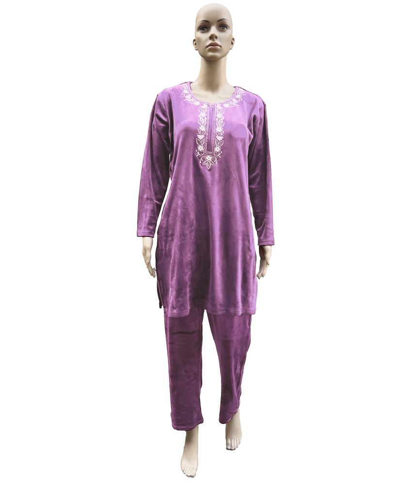     			just love Lavender Velvet Women's Nightwear Nightsuit Sets ( Pack of 1 )