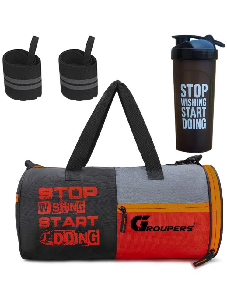     			GROUPERS Polyester BLACK 25 Ltrs Gym Bag