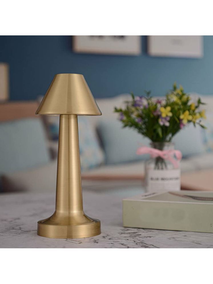     			Gjshop Gold Table Lamp ( Pack of 1 )