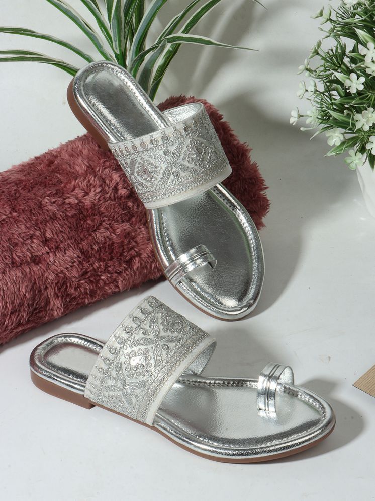     			Carrito Silver Women's Flats