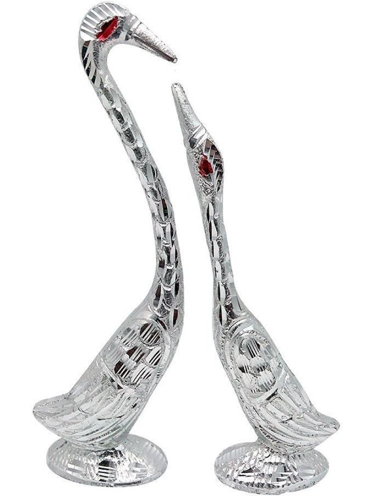     			Fashion Bizz White Metal Silver Plated Pair Of Swan Statue Showpiece - 19 cm