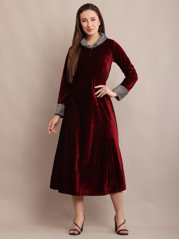     			RAABTA FASHIION Velvet Solid Midi Women's A-line Dress - Wine ( Pack of 1 )