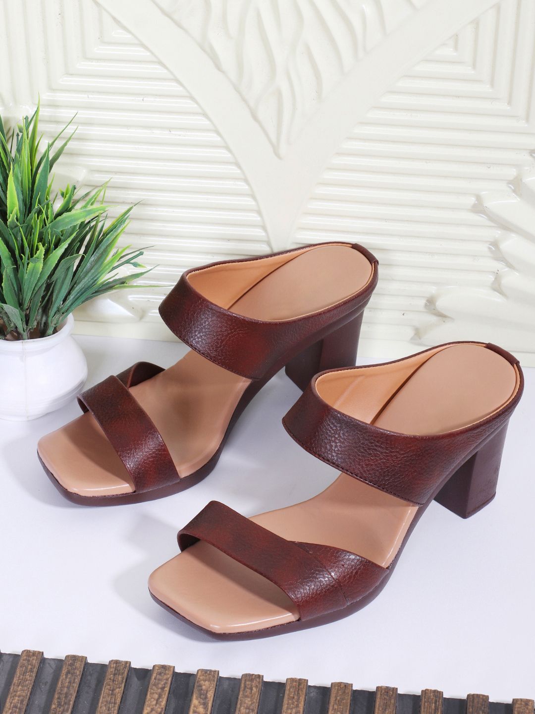     			Carrito Brown Women's Sandal Heels