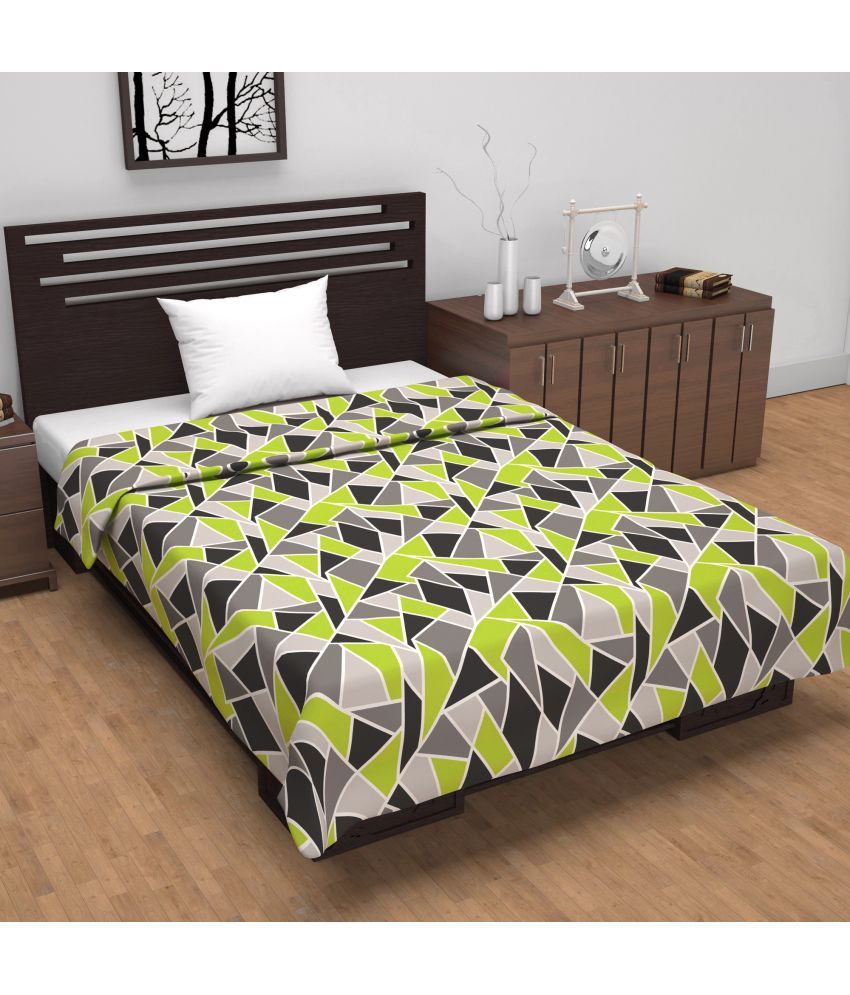     			DIVINE CASA Cotton Geometric Printed Single Bed Blanket ( 210 cm x 140 cm ) - Green ( Pack of 1 )