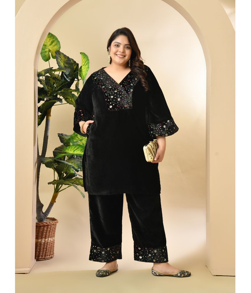     			PrettyPlus by Desinoor.com Black Embellished Pant Top Set