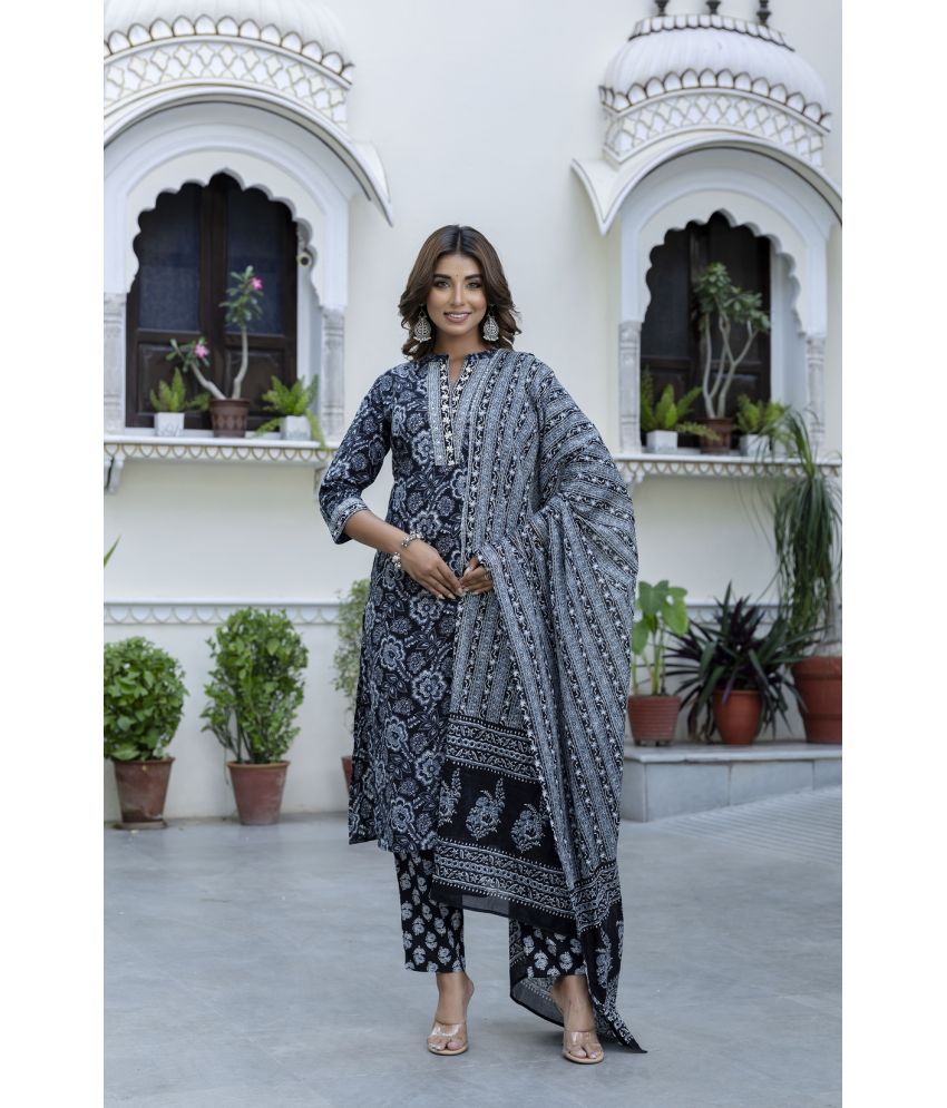     			Kohsh Cotton Printed Kurti With Pants Women's Stitched Salwar Suit - Black ( Pack of 1 )