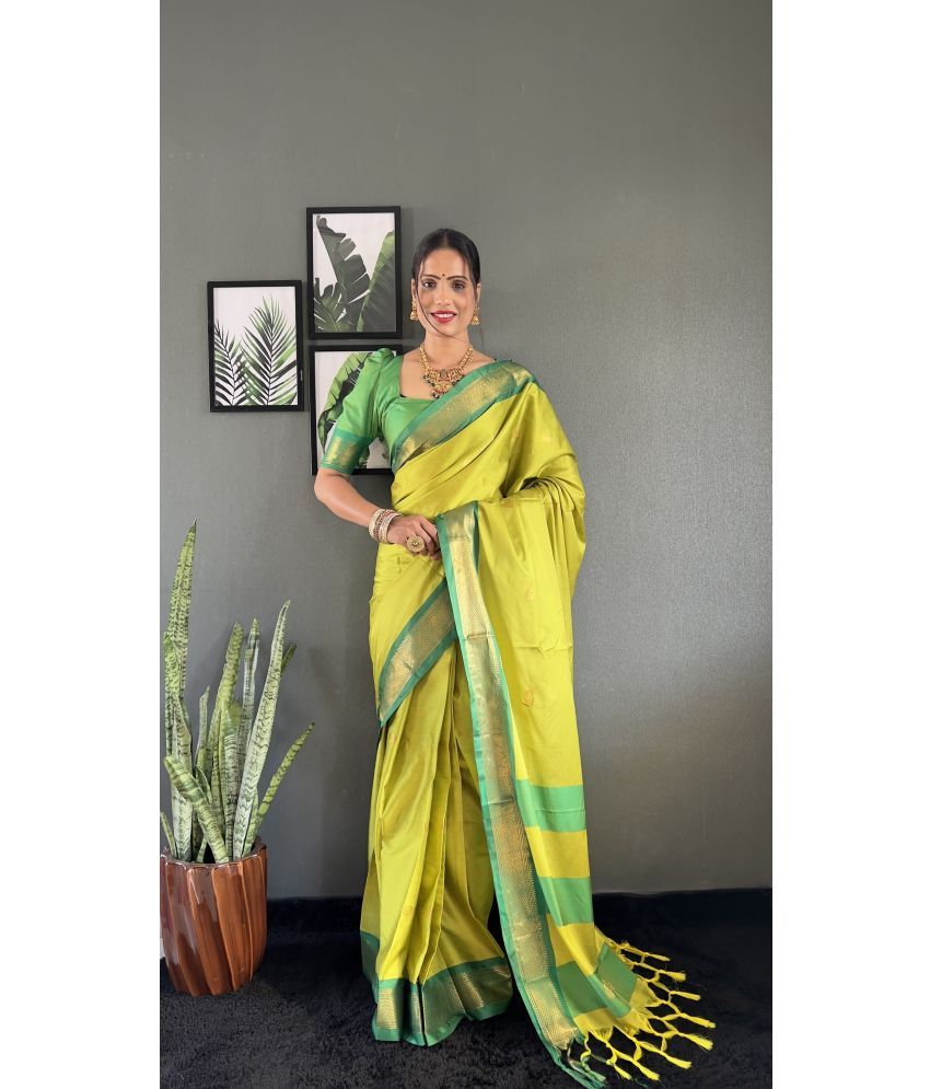     			Lady Shopi Pack of 1 Cotton Silk Woven Saree With Blouse Piece ( Lime Green1 )