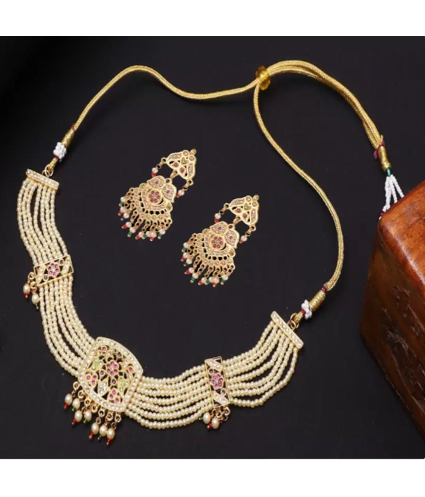     			gilher Golden Copper Necklace Set ( Pack of 1 )