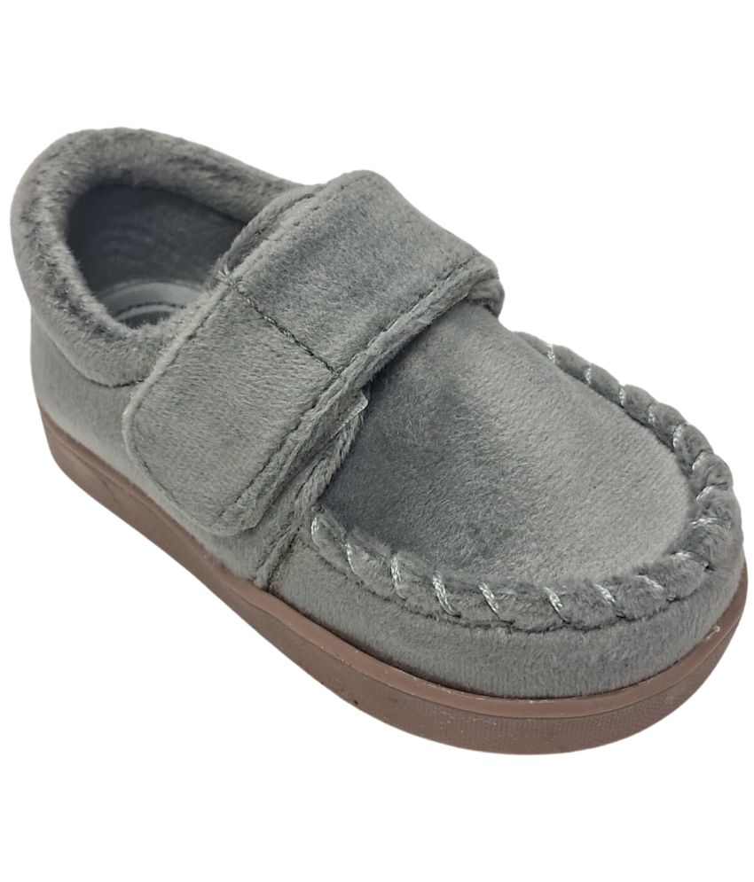     			YOYO - Grey Boy's Sneakers ( 1 Pair )