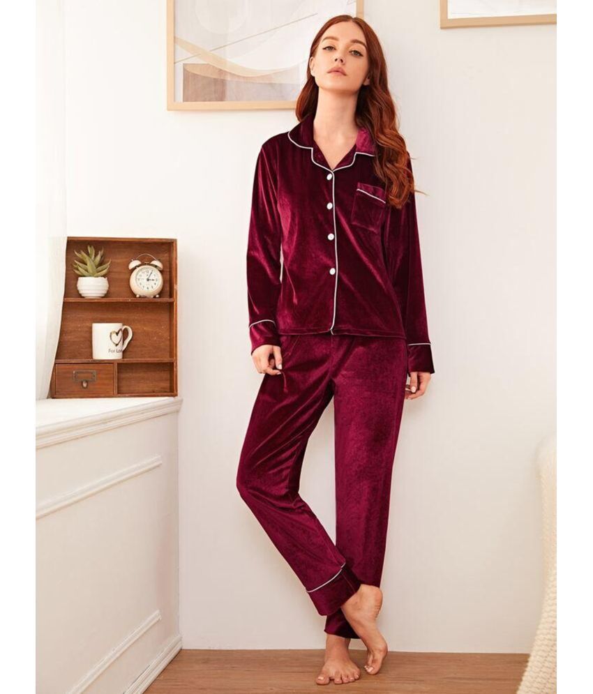     			Westchic Red Velvet Women's Nightwear Nightsuit Sets ( Pack of 1 )