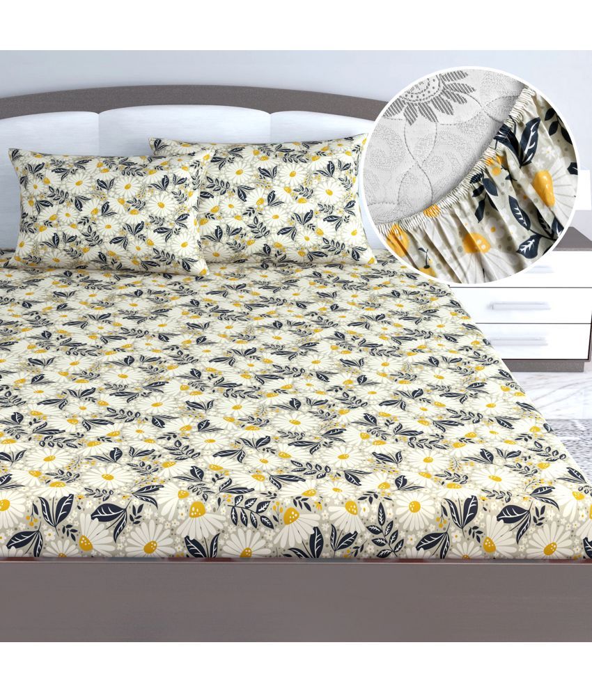     			DIVINE CASA Cotton Floral Fitted Fitted bedsheet with 2 Pillow Covers ( King Size ) - Yellow