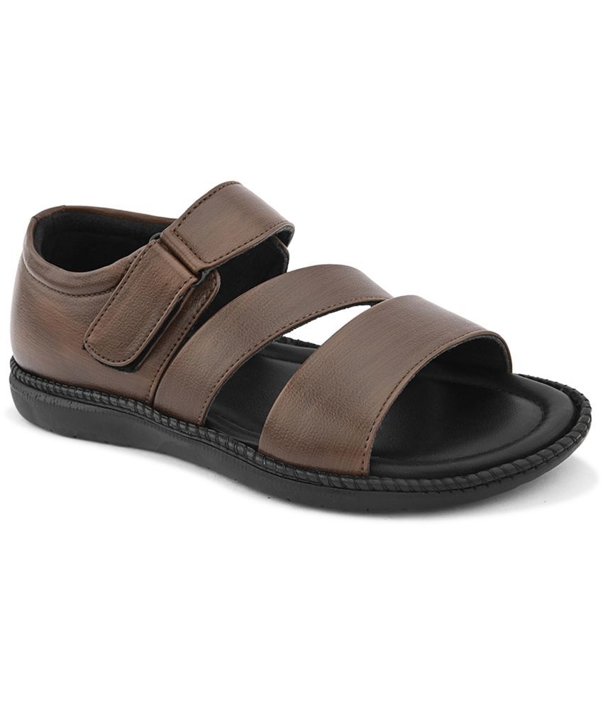     			Karsun - Brown Men's Sandals