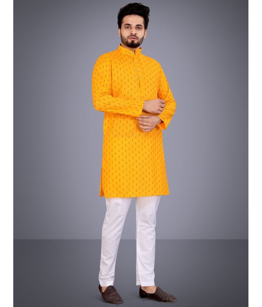     			Nofilter Yellow Cotton Blend Men's Regular Kurta ( Pack of 1 )