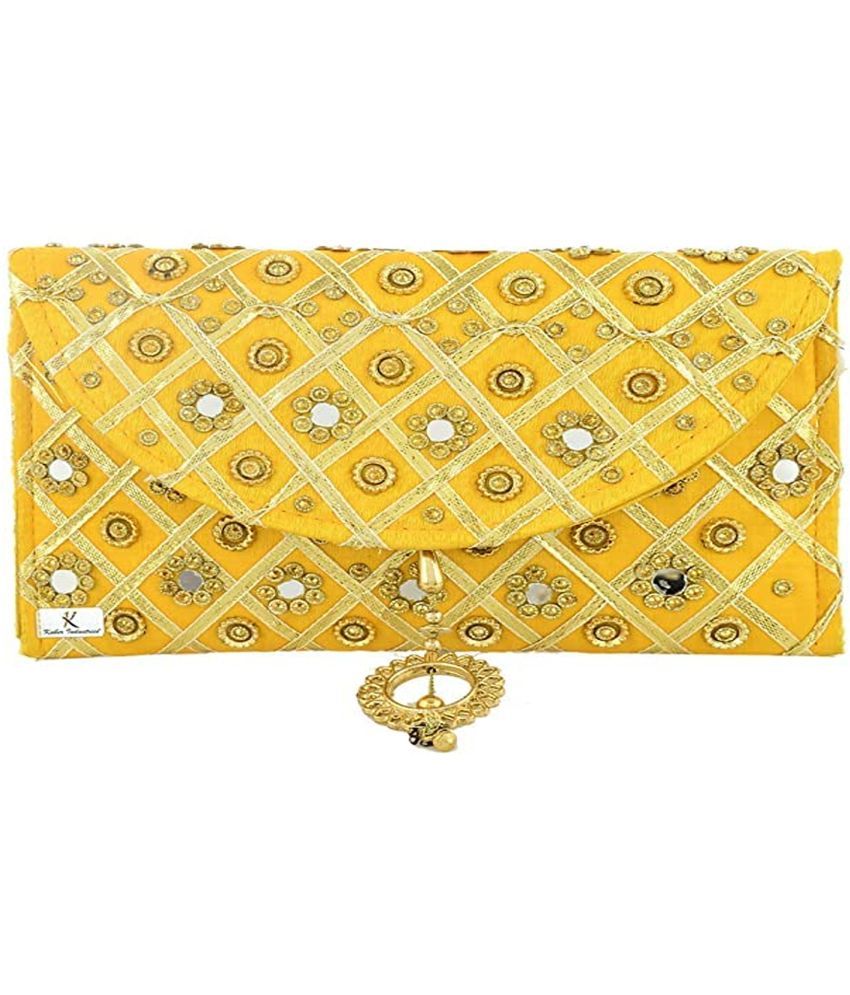     			Shakuntla Vintage Yellow Canvas Purse