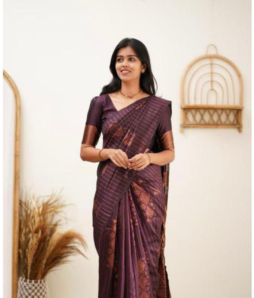     			Vividvibe Kanjivaram Silk Woven Saree With Blouse Piece ( Purple , Pack of 1 )