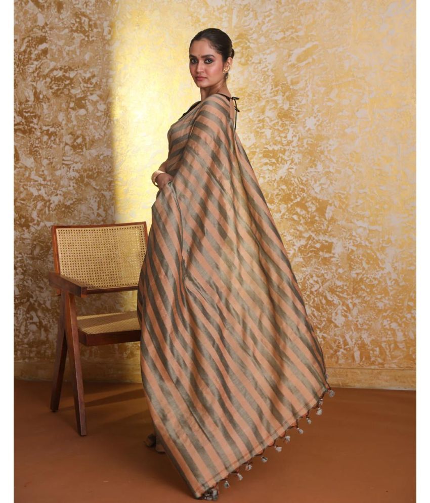     			SARADA HANDLOOM Cotton Striped Saree With Blouse Piece ( Tan , Pack of 1 )