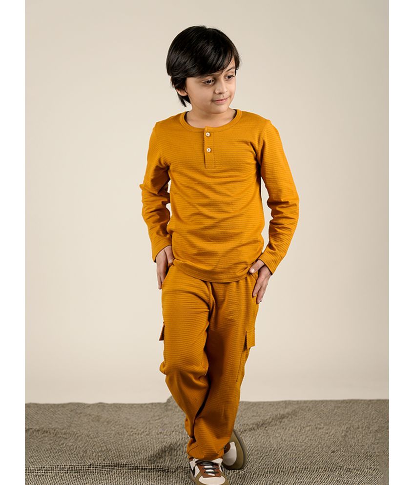     			Be Awara Pack of 1 Boys Cotton T-Shirts & Pants Set ( Brown )