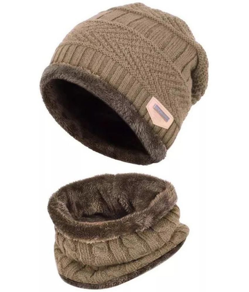     			AKSMIT Beige Woollen Women's Cap ( Pack of 1 )