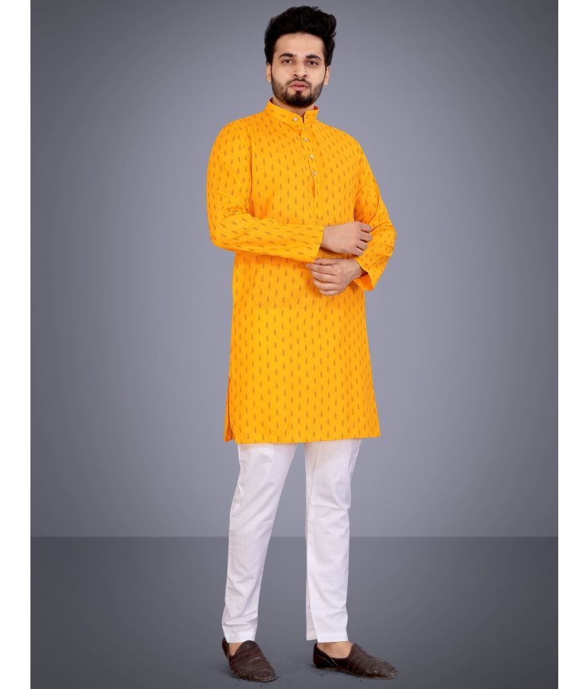     			Nofilter Yellow Cotton Blend Men's Regular Kurta ( Pack of 1 )