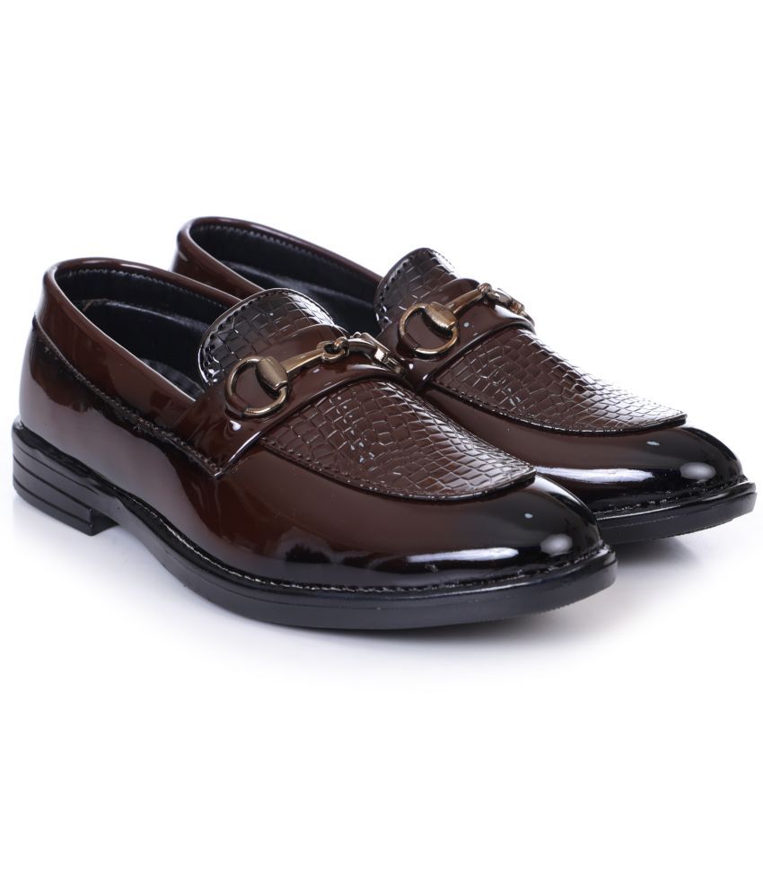     			ZOOMBIE - Brown Boy's Loafers ( 1 Pair )