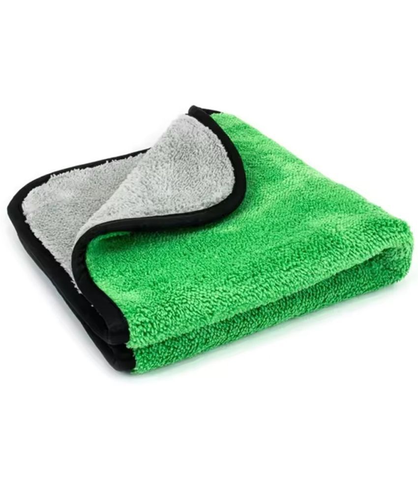     			Caronix Green 600 GSM Microfiber Cloth For Automobile ( Pack of 1 )