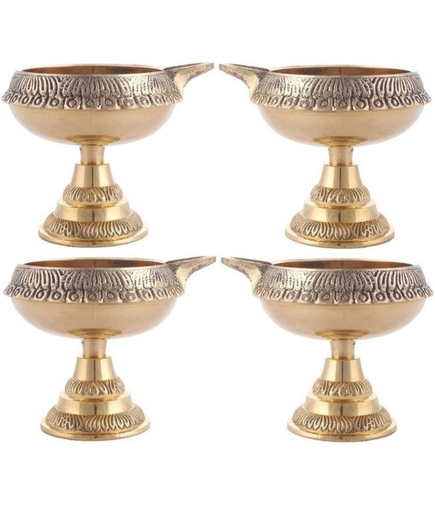     			Fashion Bizz Brass Deepak On Stand Diyas Set Table Diya Set - Pack of 4