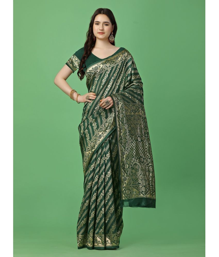     			Vibhagyaa Silk Self Design Saree With Blouse Piece ( Green , Pack of 1 )