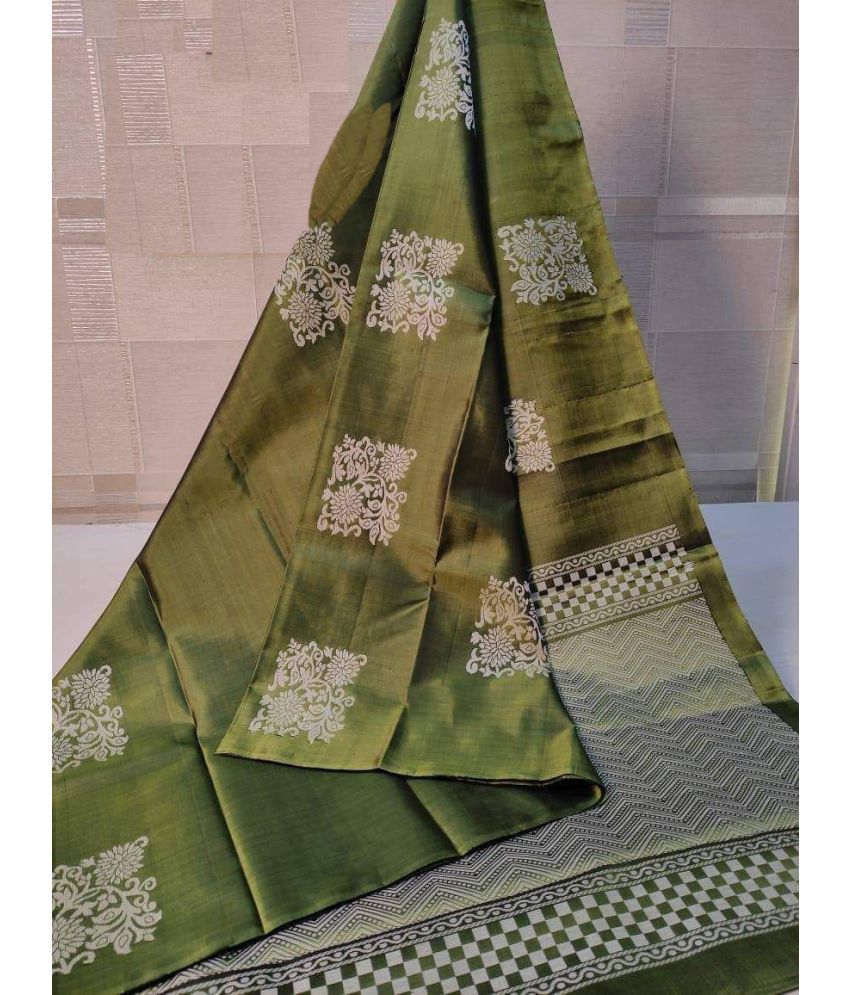     			A TO Z CART Silk Blend Embellished Saree With Blouse Piece ( Green , Pack of 1 )