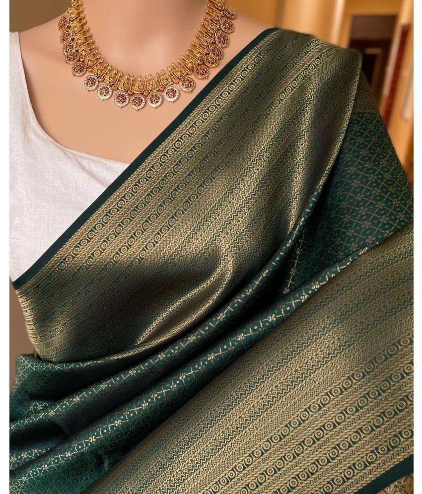     			Aika Silk Blend Embellished Saree With Blouse Piece ( Green , Pack of 1 )