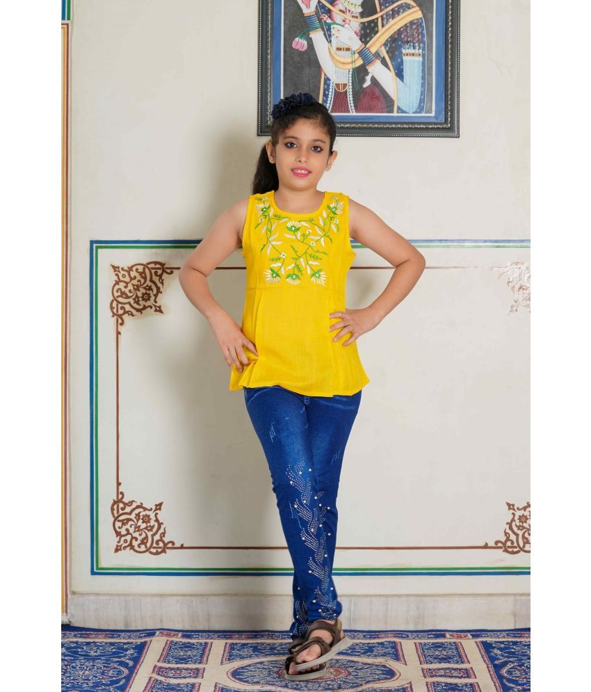     			Yash Gallery Pack of 1 Girls Rayon Top ( Yellow )